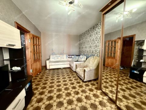 1-komnatnaya-ul-40-let-pobedy-d-14 фото