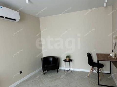 2-komnatnaya-pl-maksima-gorkogo-d-4 фото