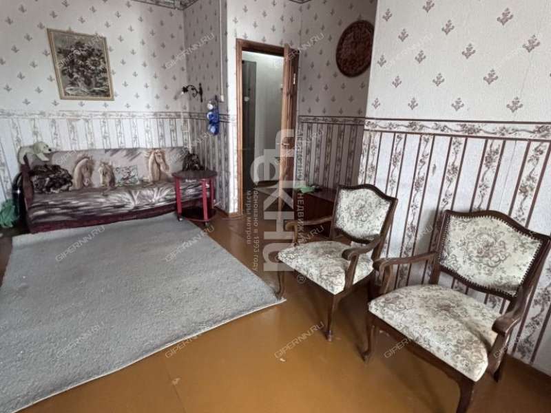 трёхкомнатная квартира на улице Ярошенко дом 4