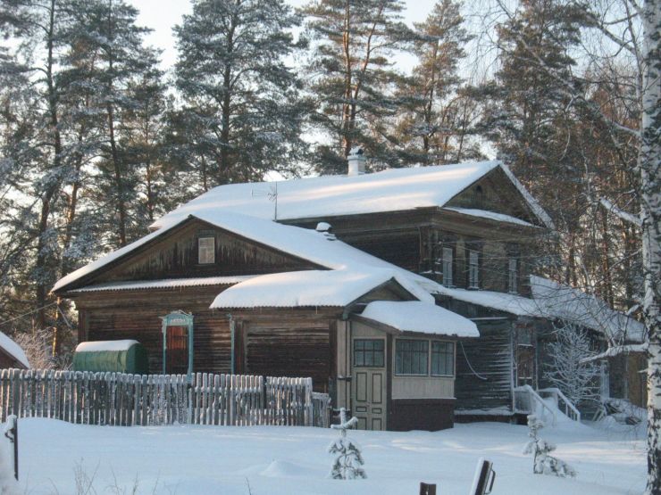 Одна из последних фотографий «барского» дома, 2021. Из архива Федора Стрелкова