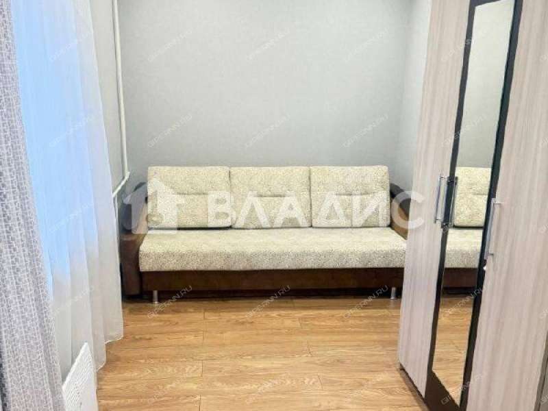 двухкомнатная квартира на улице Федосеенко дом 79