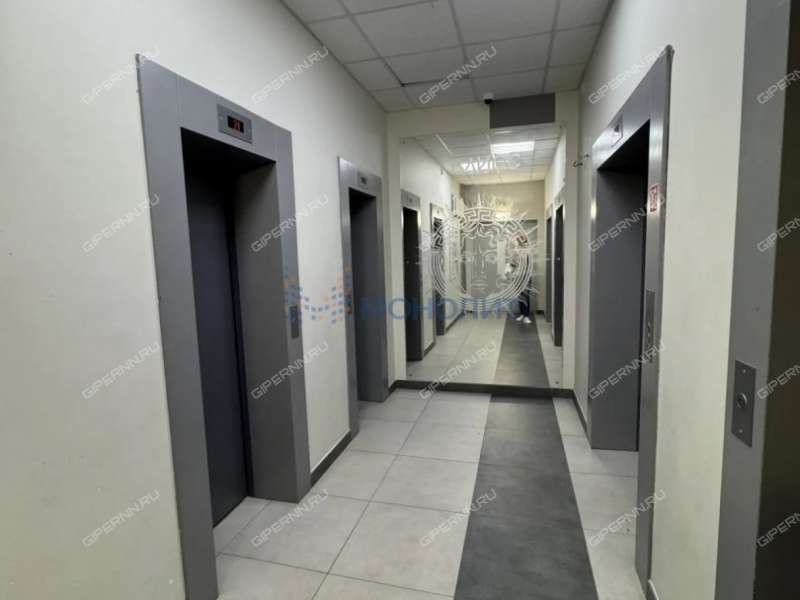 четырёхкомнатная квартира на улице Композитора Касьянова дом 11