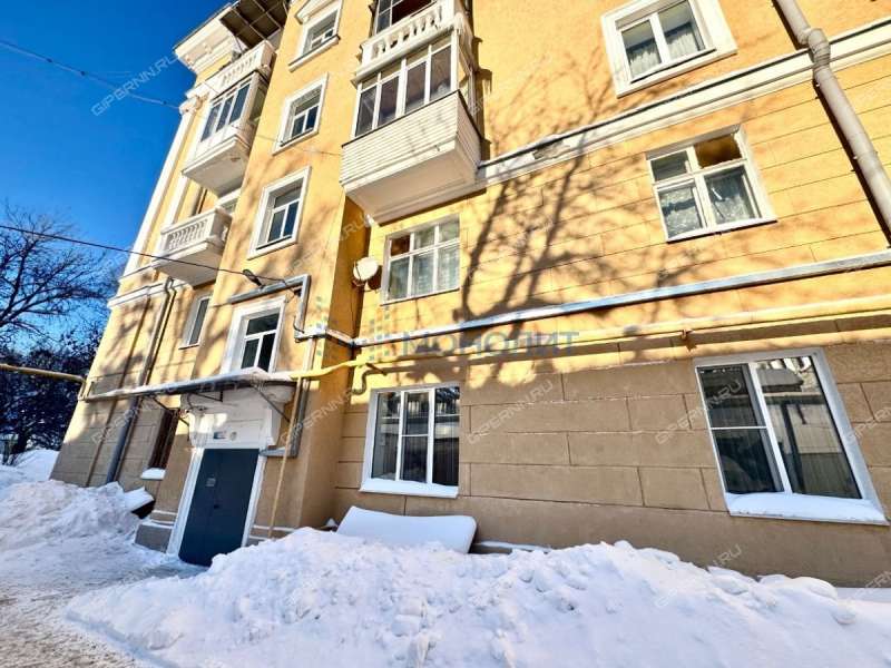 трёхкомнатная квартира на Верхне-Волжской набережной дом 17