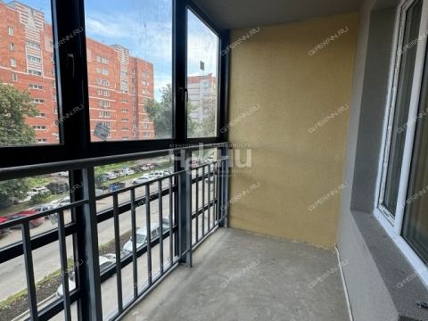 3-komnatnaya-ul-poltavskaya-d-15 фото