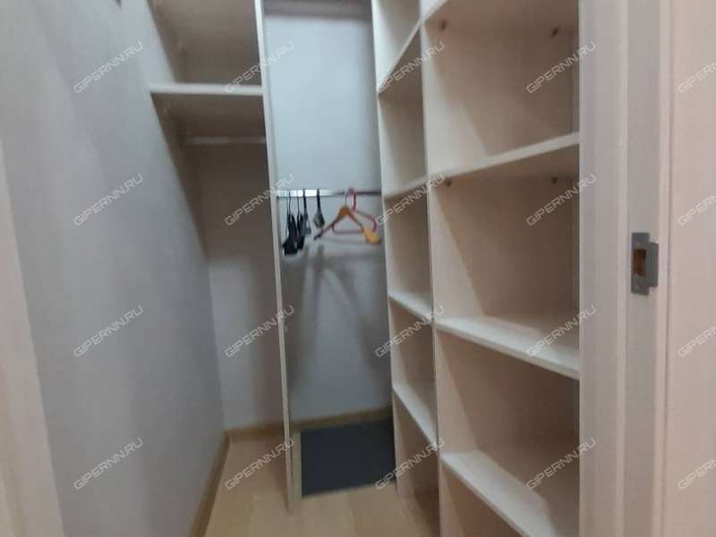 трёхкомнатная квартира на улице Маршала Баграмяна дом 4