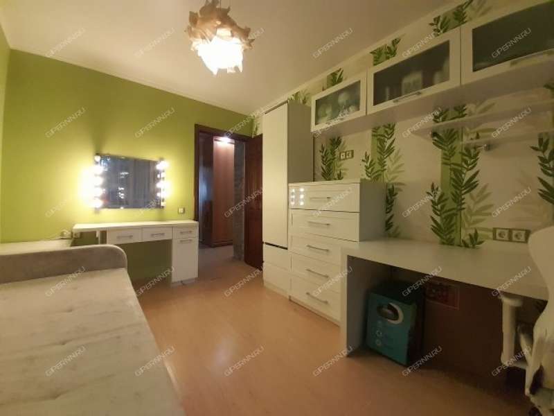 трёхкомнатная квартира на улице Максима Горького дом 152