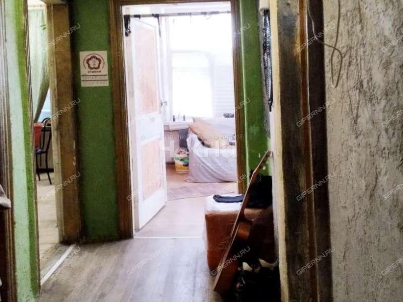 трёхкомнатная квартира на улице Искры дом 3