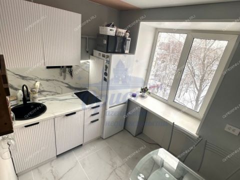 3-komnatnaya-rabochiy-poselok-pervoe-maya-balahninskiy-municipalnyy-okrug фото