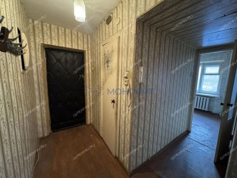 1-komnatnaya-ul-krylova-d-2a фото