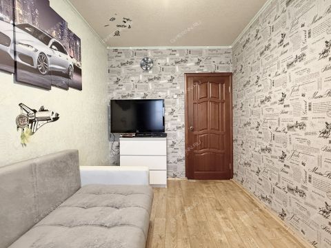 3-komnatnaya-ul-politboycov-d-12 фото