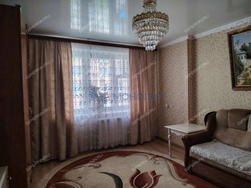 трёхкомнатная квартира на улице Октябрьской Революции дом 45А