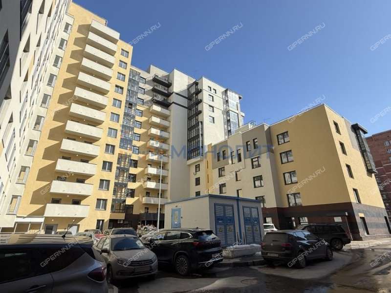 трёхкомнатная квартира на Полтавской улице дом 15