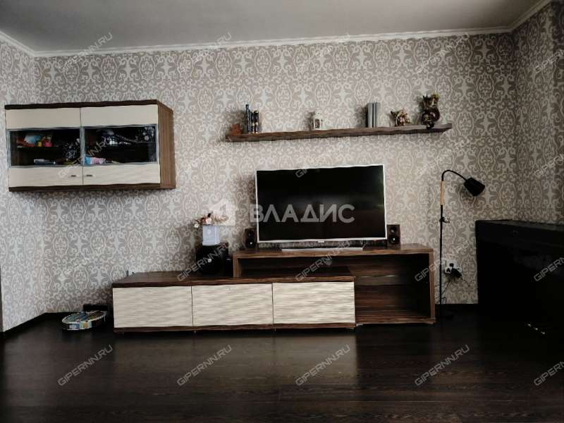 трёхкомнатная квартира на Краснозвёздной улице дом 31