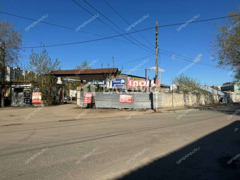 здание под офис, торговую площадь на улице Маршала Воронова