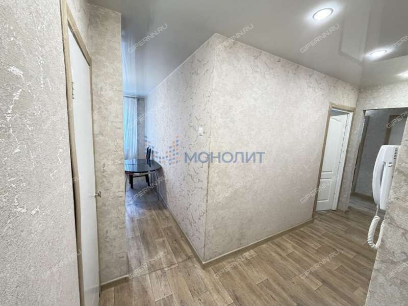 трёхкомнатная квартира на улице Зайцева дом 15