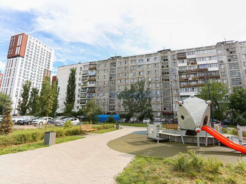 трёхкомнатная квартира на Мещерском бульваре дом 2