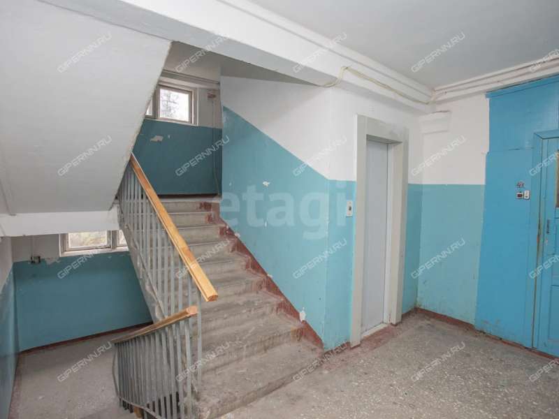 трёхкомнатная квартира на улице Маршала Голованова дом 33