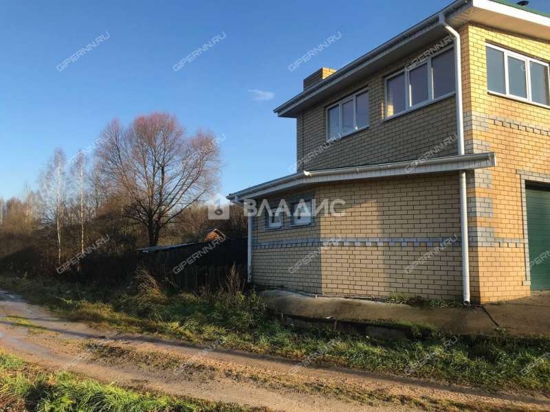 дом на Полевой улице деревня Шишово