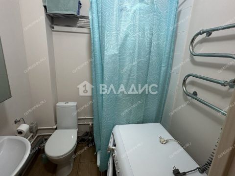 kvartira-studiya-ul-romantikov-d-3 фото