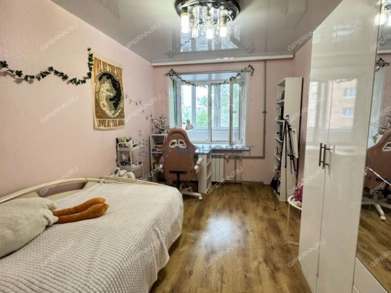 трёхкомнатная квартира на улице Героев Космоса дом 4