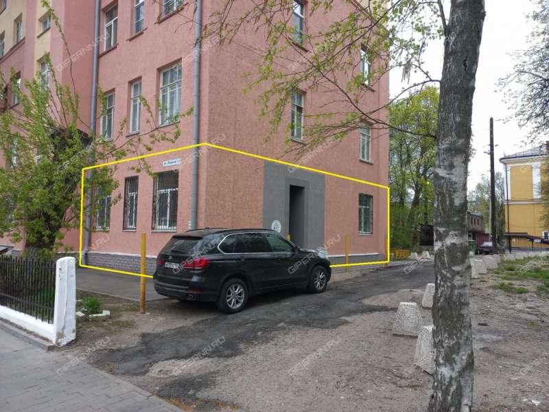 помещение под торговую площадь на улице Минина