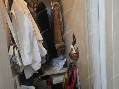 1-komnatnaya-ul-40-let-pobedy-d-10 фото