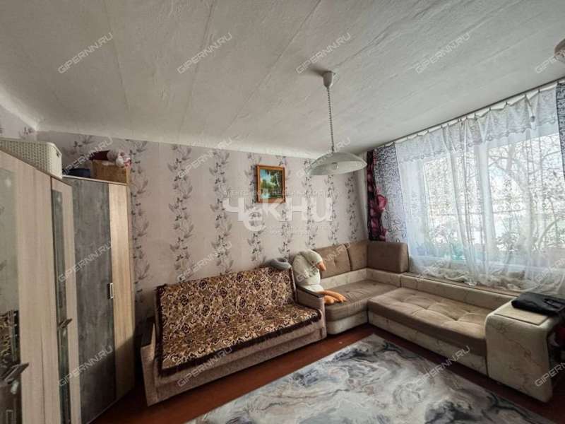 однокомнатная квартира на Волжской улице дом 15