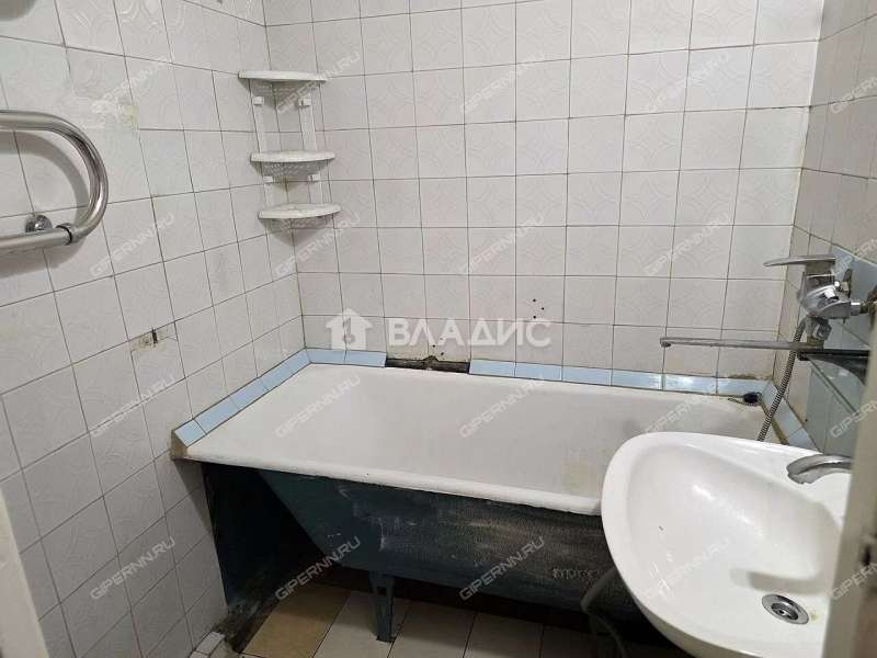 двухкомнатная квартира на улице Строкина дом 8