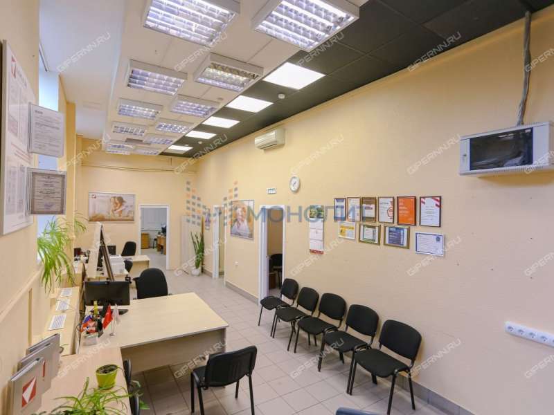 помещение под офис, торговую площадь на Большой Покровской улице