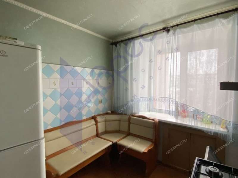 трёхкомнатная квартира на улице Строкина дом 14