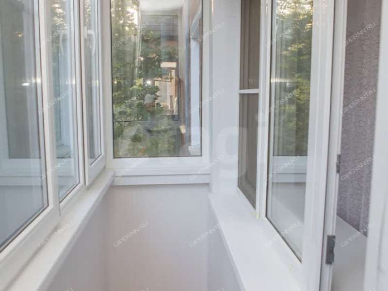 однокомнатная квартира на улице Сурикова дом 10