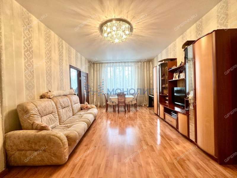 трёхкомнатная квартира на проспекте Ленина дом 80
