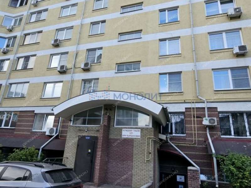 трёхкомнатная квартира на Большой Покровской улице дом 93б