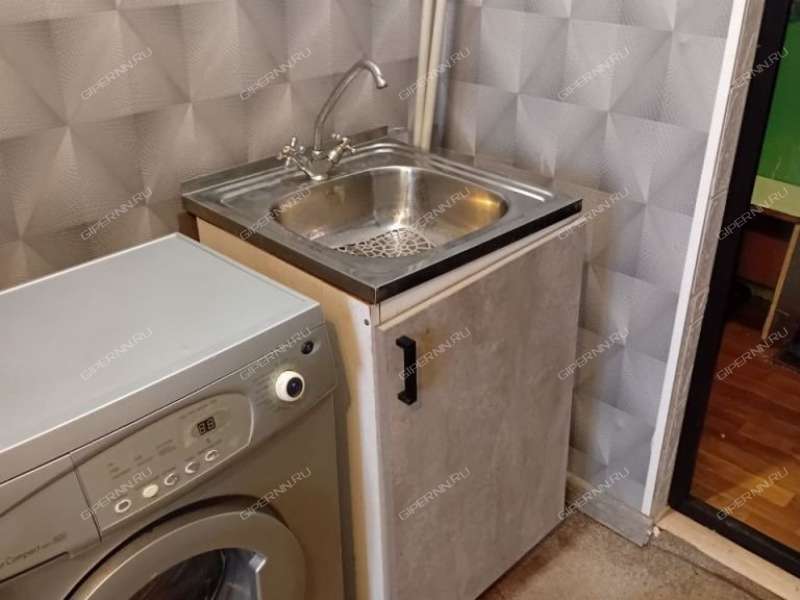 комната в доме 17 на Путейской улице