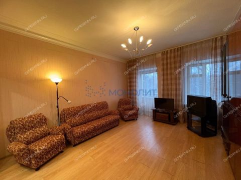 2-komnatnaya-ul-strazh-revolyucii-d-4 фото