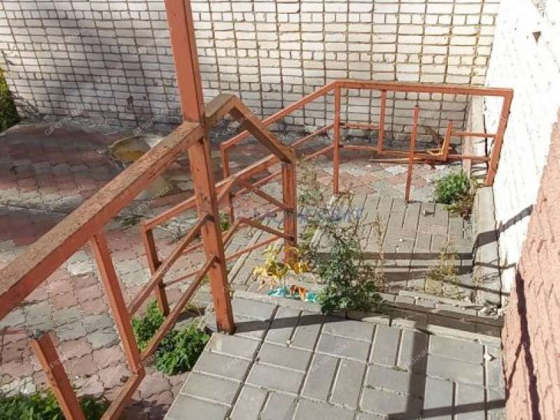 помещение под офис, торговую площадь на улице Ленина рабочий посёлок Сосновское