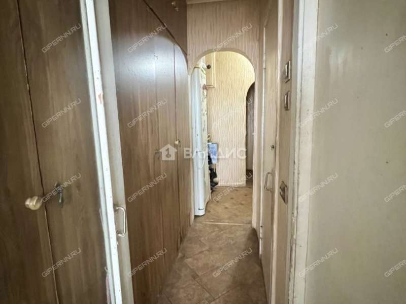 трёхкомнатная квартира на улице Маршала Малиновского дом 2