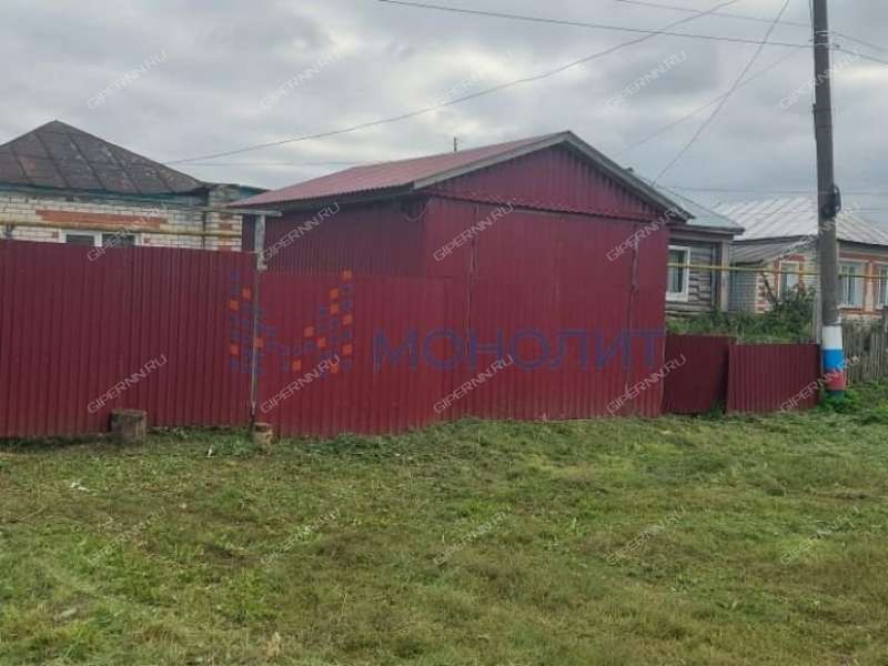 дом на улице 1 Мая село Гагино
