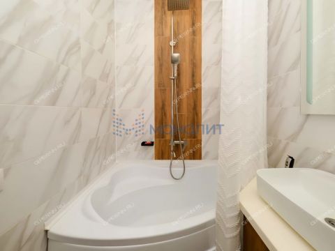 2-komnatnaya-ul-kuybysheva-d-49-k1 фото