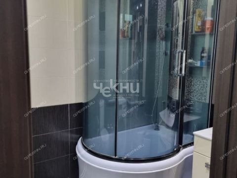 1-komnatnaya-ul-geroev-kosmosa-d-6 фото