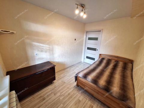 3-komnatnaya-ul-arkadiya-gaydara-d-26 фото