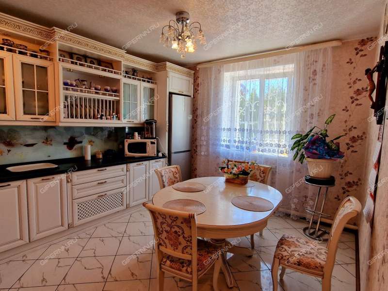 дом на Школьная ул. деревня Подлесово