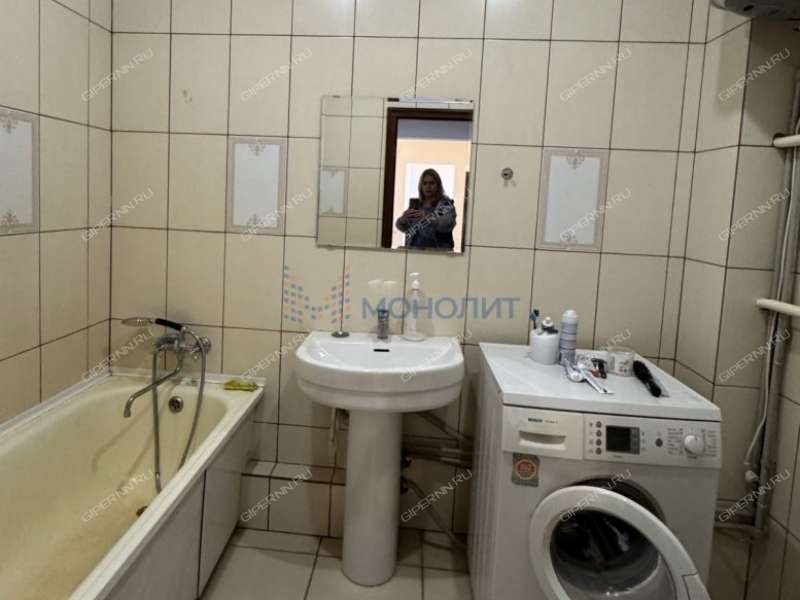 трёхкомнатная квартира на улице Родионова дом 27