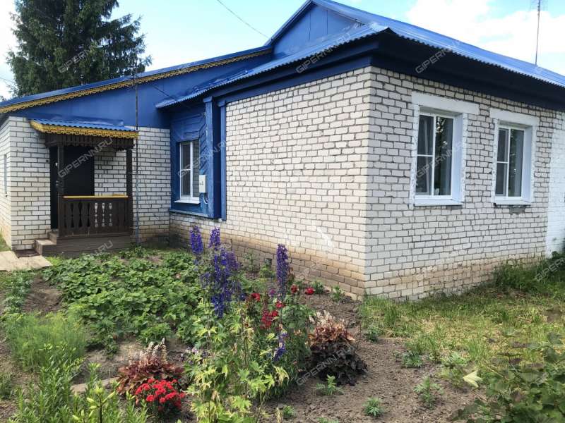 четырёхкомнатная квартира на Школьной улице дом 42а село Елизарово