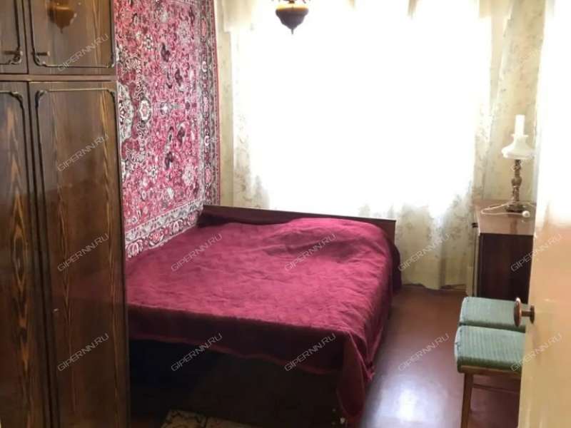 трёхкомнатная квартира на улице Академика Баха дом 11