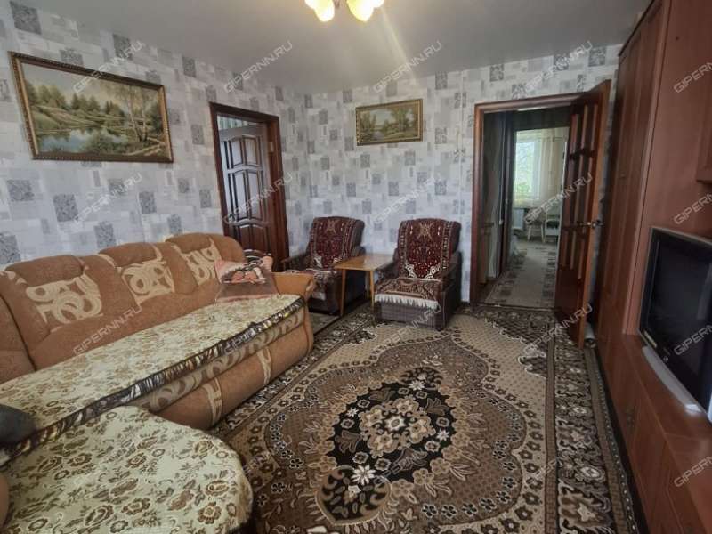 трёхкомнатная квартира на Школьная ул. дом 1 село Чернуха