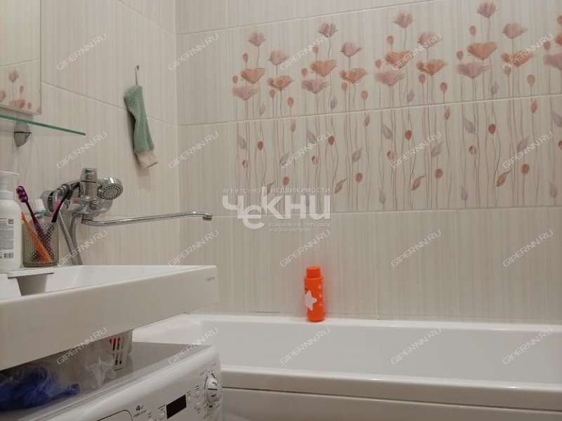 трёхкомнатная квартира на улице Ульянова дом 5 город Городец