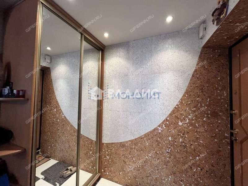 трёхкомнатная квартира на Южном шоссе дом 28 к2