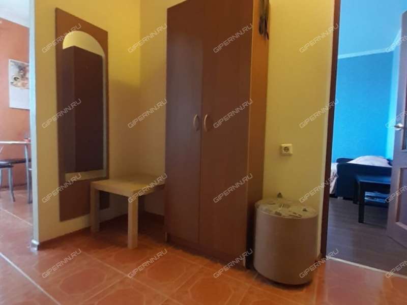 однокомнатная квартира на 1-й Оранжерейной улице дом 44