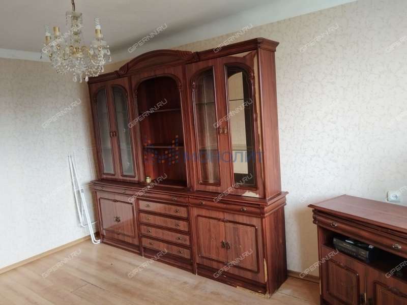 трёхкомнатная квартира на улице Маршала Рокоссовского дом 19